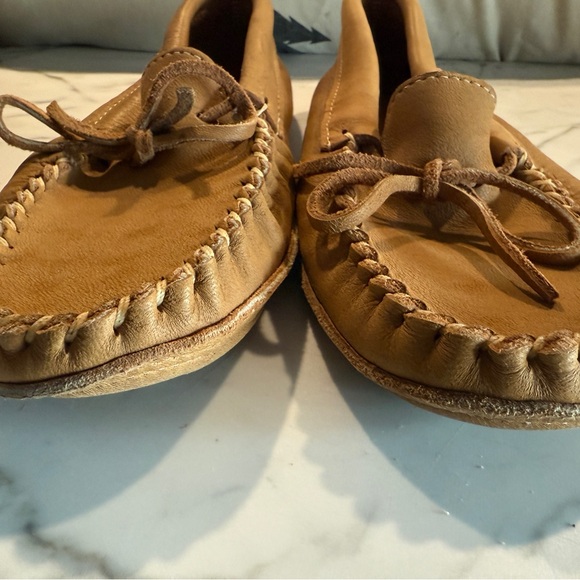 Laurentian Chief Canada men’s leather loafers size 10 in good used condition - Picture 3 of 6